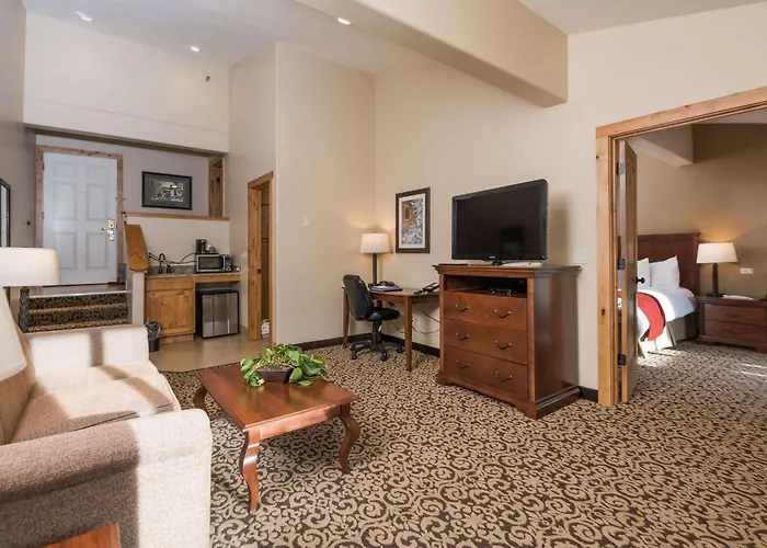 Best Pet Friendly Accommodations in Ketchum, Idaho