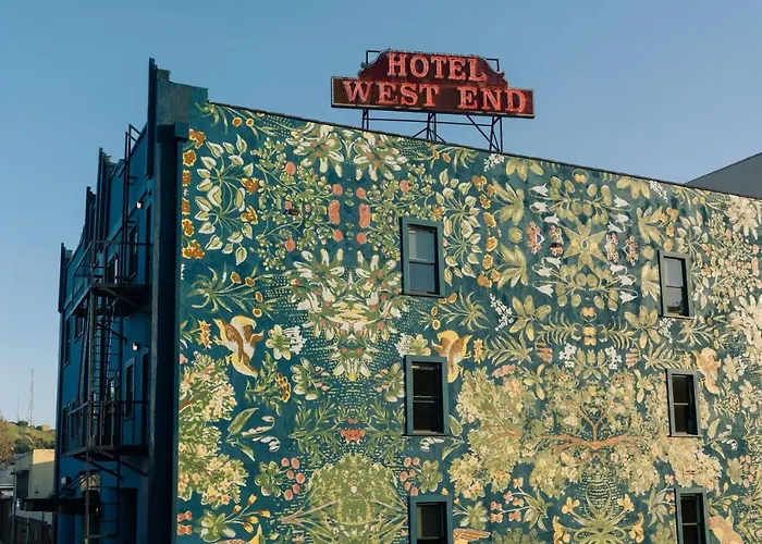 Top Cheap Monthly Hotels in Los Angeles for Long Stays